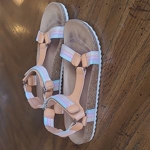 Cat & Jack big girl's size 2 sandals